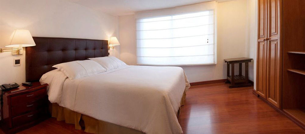 Apartaestudios Los Andes Богота Экстерьер фото
